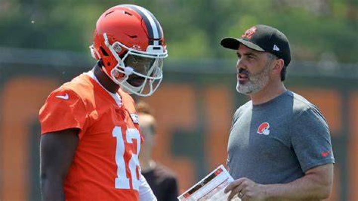 Kevin Stefanski Compares Well To Top NFL Head Coaches