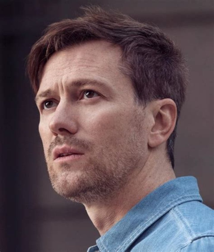 Kyle Newman IMDb