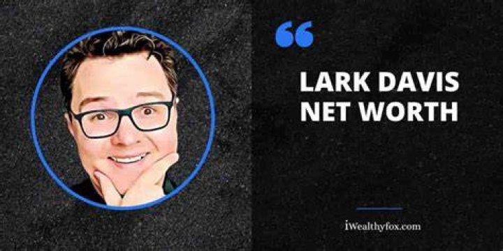 Lark Davis Net Worth portfolio, Age, Wife, Bio, Earnings