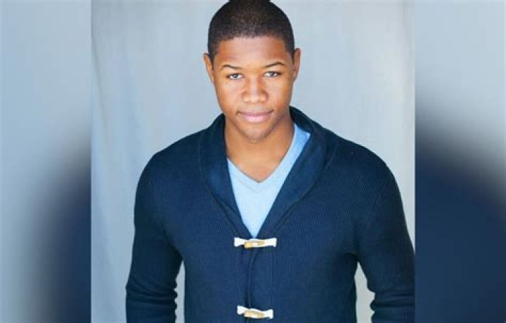 Luke Tennie (Actor) Height, Weight, Age, Affairs, Biography & More