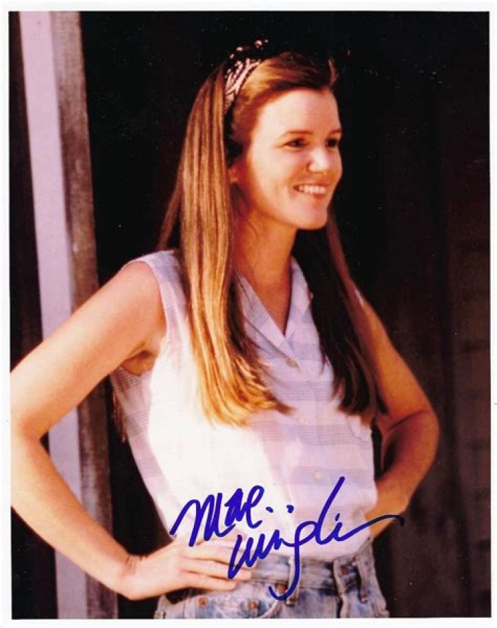 Mare Winningham signed photo