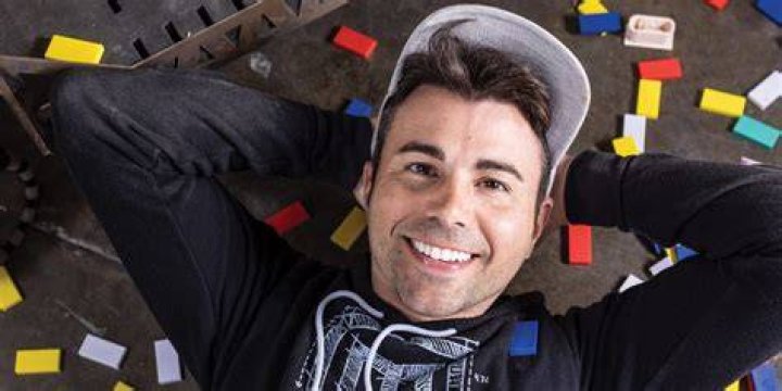 Mark Rober's Wife Stays Behind the Scenes