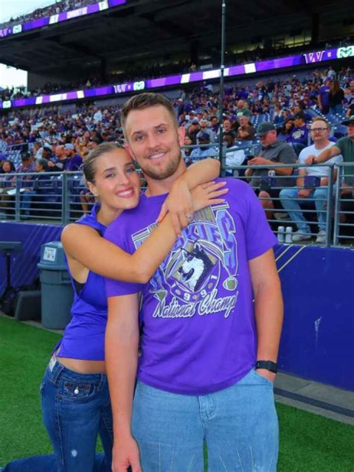 Meet Jake Browning's Sibling Sisters, Who Is Jake Browning? And Girlfriend
