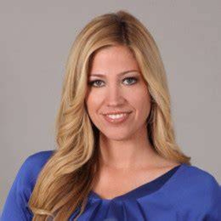 Meredith Marakovits Does She Have a Boyfriend? Or Is she Secretly