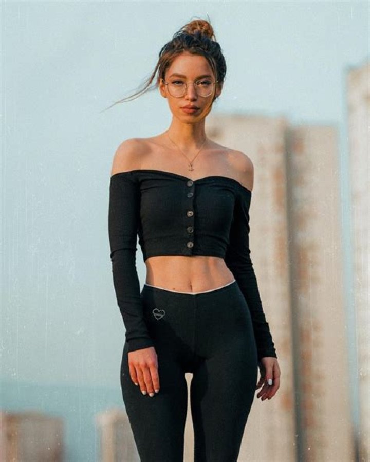 Miss Bo Bio, Age, Height Models Biography DaftSex HD