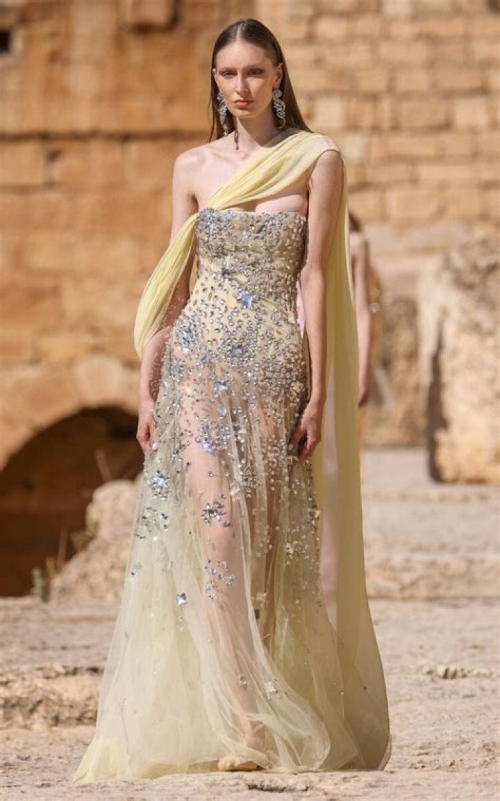 Moda Operandi The Sun Also Rises, Moda Operandi, Daily Fashion, Barbara