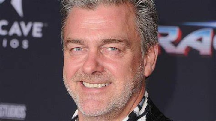 Morreu Ray Stevenson, ator de filmes da Marvel e da s&eacute;rie "Roma"