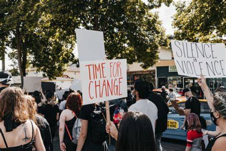 Movements 'There's nothing wrong with a more marketable band