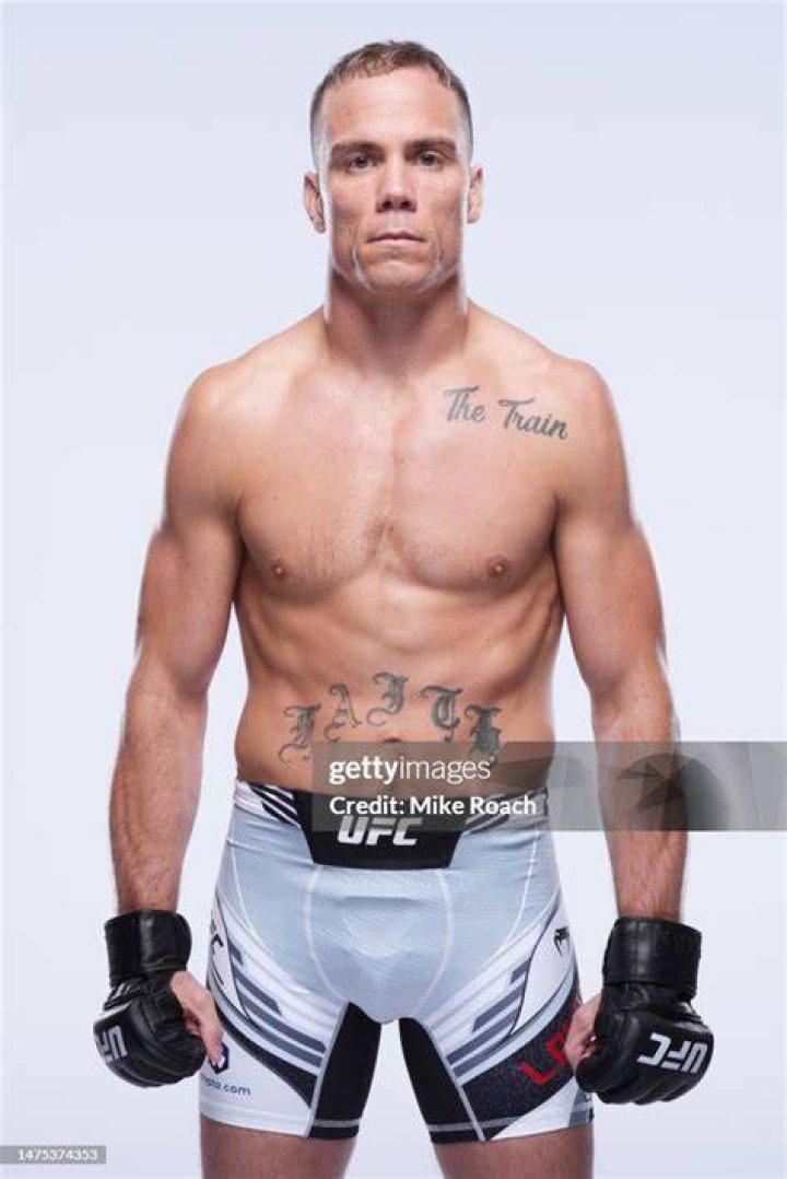 Nate Landwehr UFC