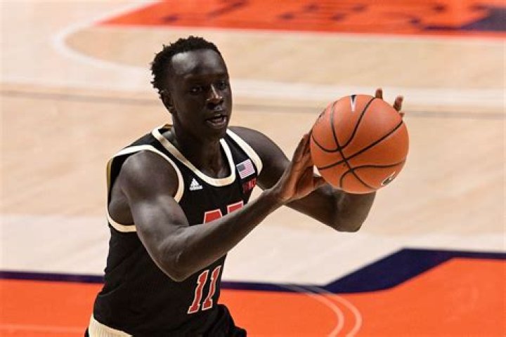 Nebrasketball Player Profiles Lat Mayen Corn Nation