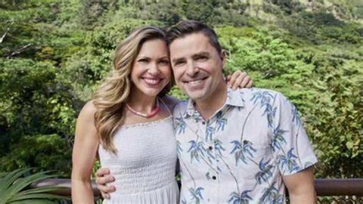 Pascale Hutton and Kavan Smith.