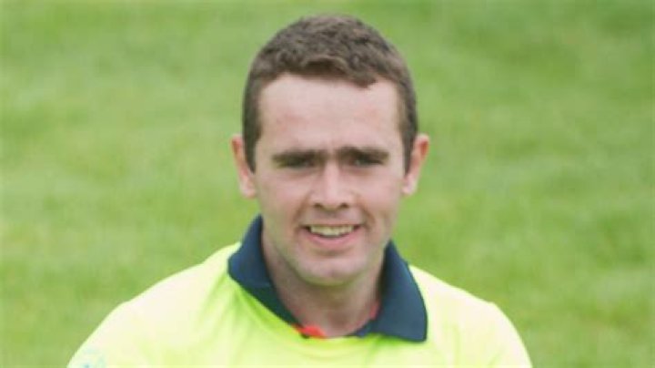Peter Flood to sell relation to Espoir D'Allen and Envoi Allen at