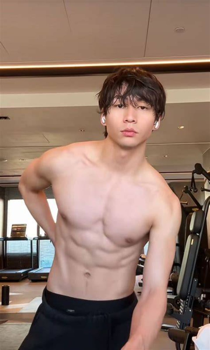 Pin on oliver moy