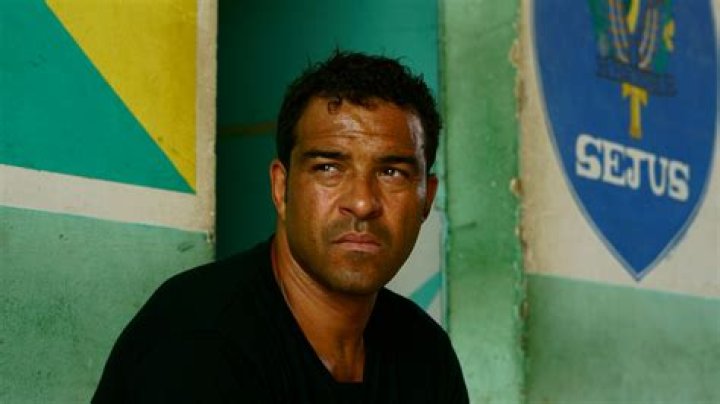 Raphael Rowe Scar Story How Did Raphael Rowe Get the Scar?