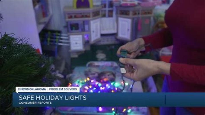 Resident reports holiday lights viewer Bay Village Police Blotter