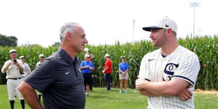 Rob Manfred given 5year term as MLB commissioner