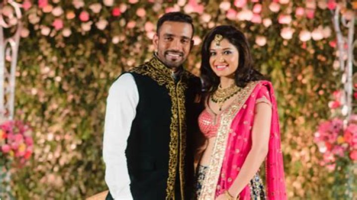 Robin Uthappa Height, Age, Wife, Children, Family, Biography & More