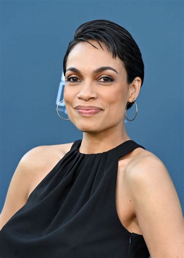 Rosario Dawson Isn't SelfIsolating with Boyfriend Cory Booker 'We Are