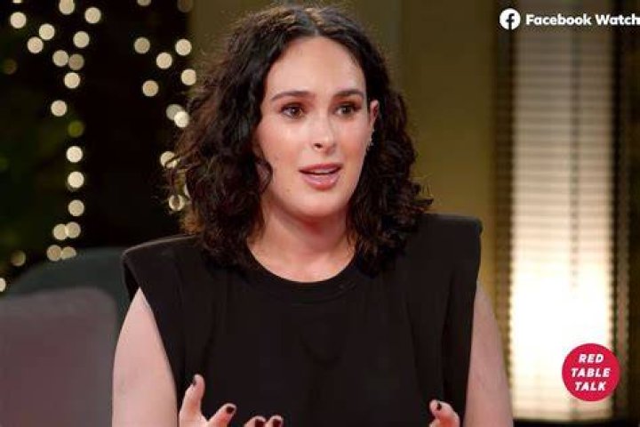 Rumer Willis opens up about illness that makes her stomach feel ‘on