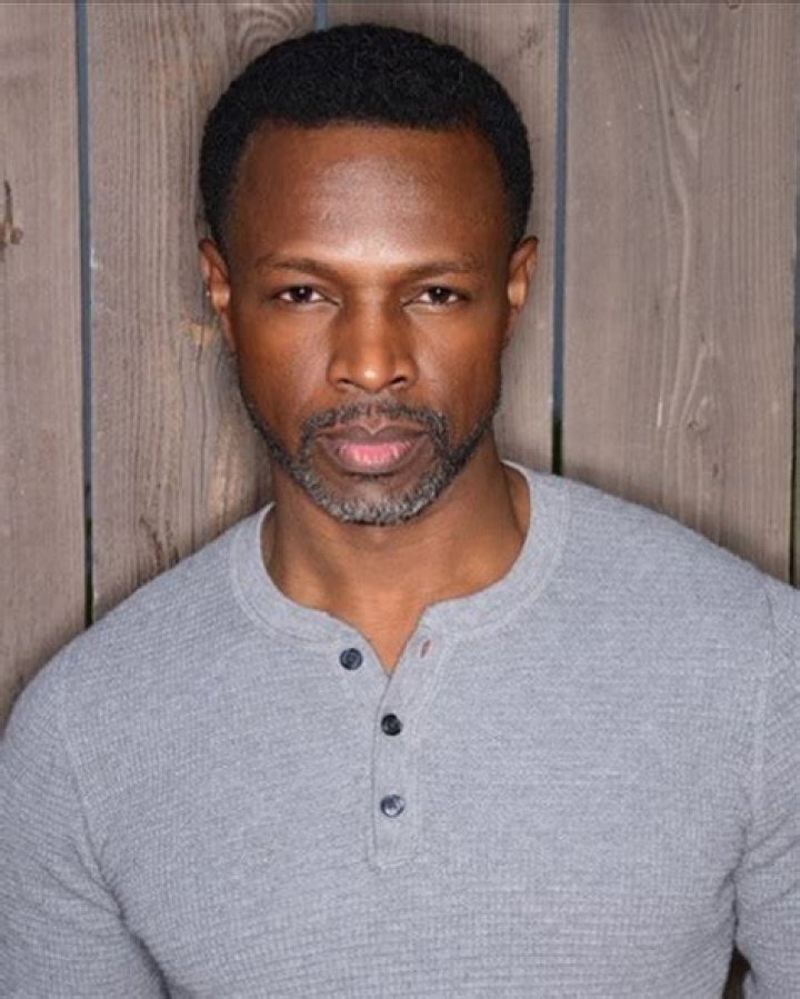 Sean Patrick Thomas Homme