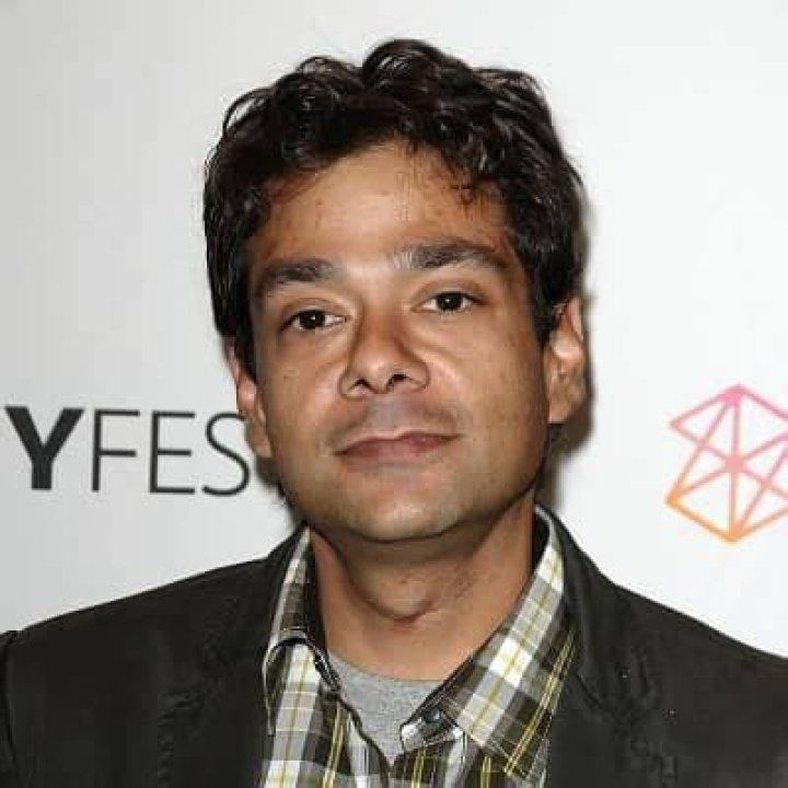 Shaun Weiss Bio, Age, Net Worth, Height, Single, Career, Facts