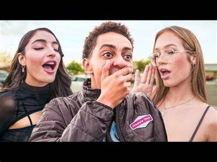 Sky Bri and Emily Willis showing their Tits in Sidemen Tinder IRL