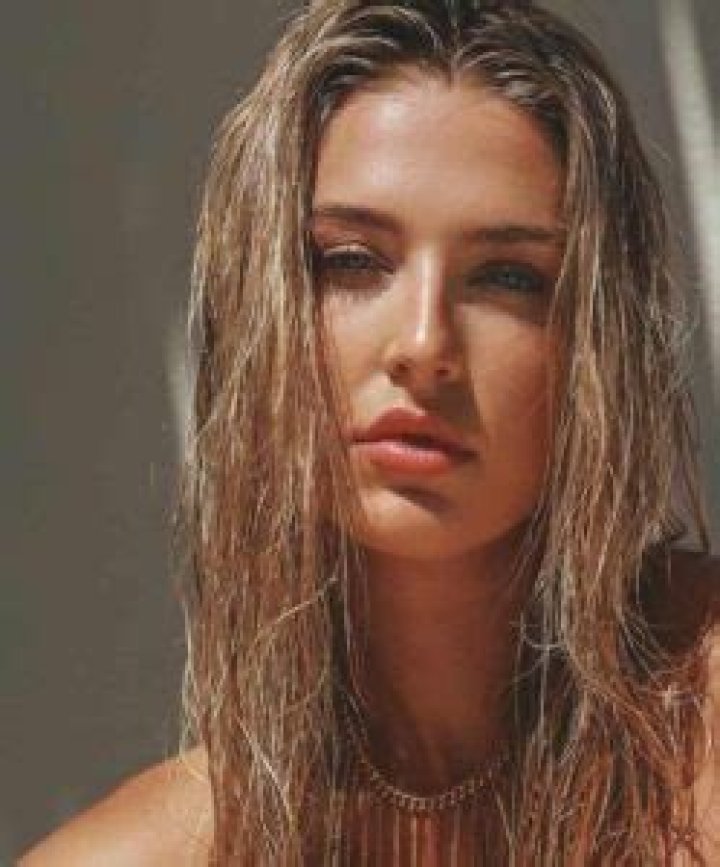 Skyler Simpson Net Worth, Age, Family, Boyfriend, Biography, and More