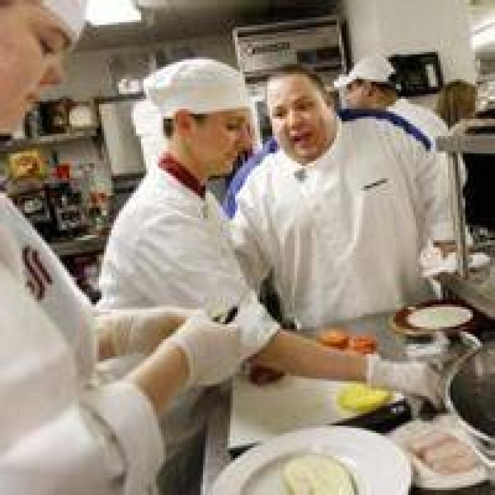 Stuzzi Chef Bumped From 'Hell's Kitchen'