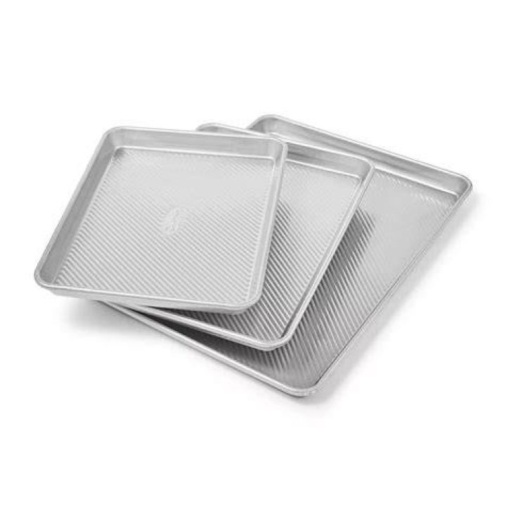 Sur La TableA Platinum Professional Quarter Sheet Pan