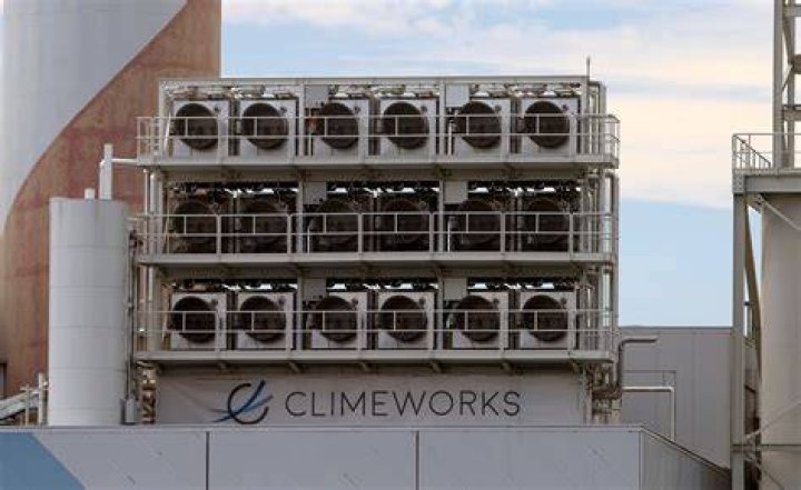 Swiss startup Climeworks turns carbon dioxide into stone &mdash; Quartz