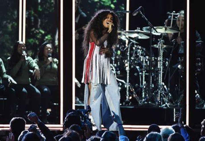 SZA Explains Why Rehearsing One Song Made Her &lsquo;Burst Into Tears&rsquo; the