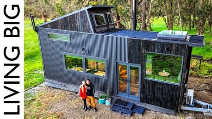 Tall Man’s Tiny House Tiny House Swoon