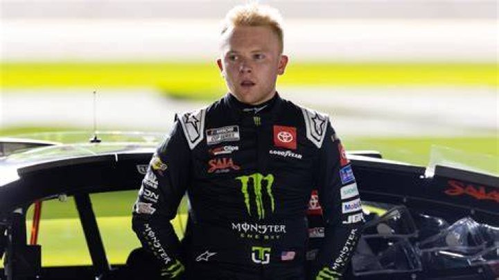 Ty Gibbs Makes Another Poor Decision During Prerace Show, Pushing Away