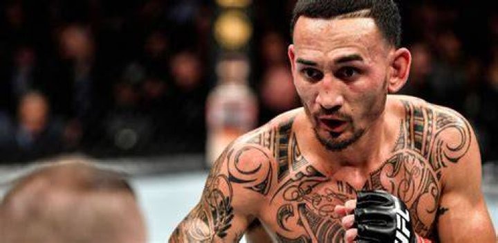 UFC Max Holloway Brother Sam Kapoi And Sister Family Details