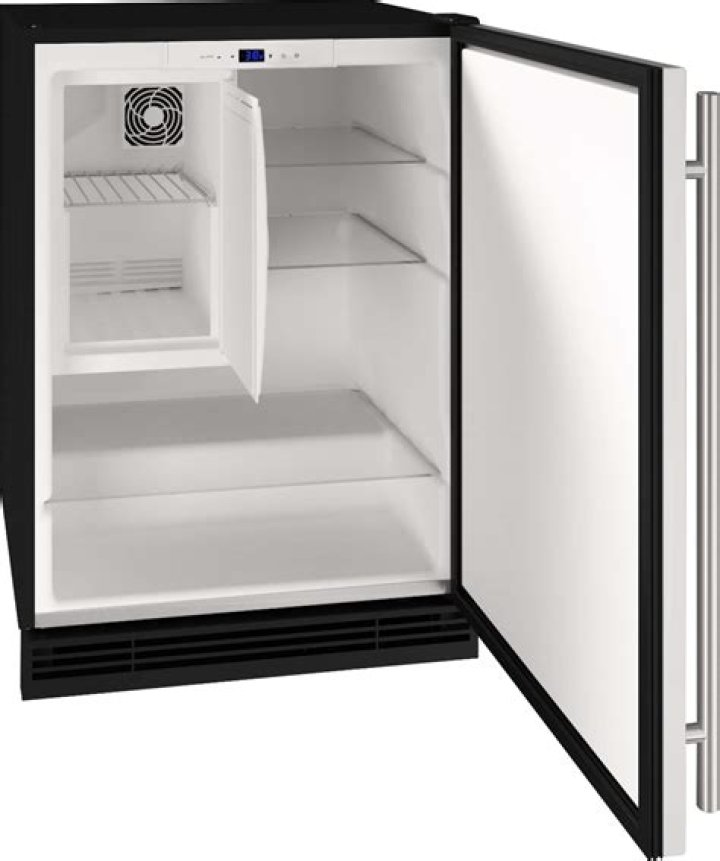 U-Line 3.0 Cu. Ft. Compact Refrigerator - Black - 1115RB