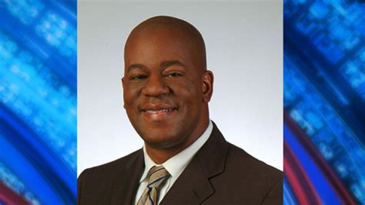 VIP Ron Smiley from Fox59 showing his support for the Syrens Tornados