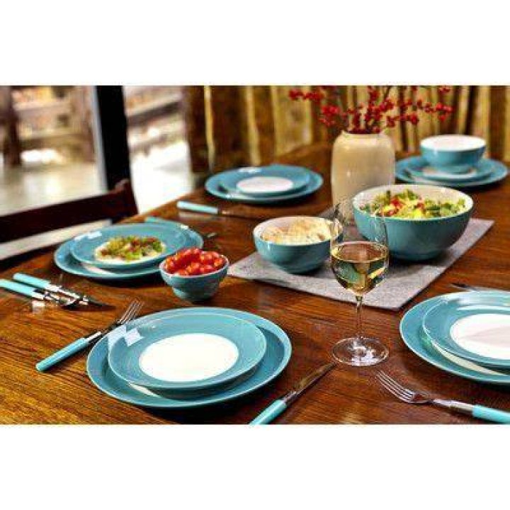 Waechtersbach Uno 16-pc. Dinnerware Set
