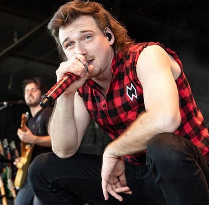 Wallen Net Worth, Age, Height, Biography 2024