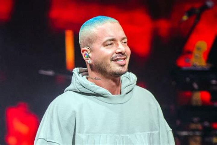 Who Is J Balvin's Girlfriend? All About Valentina Ferrer TrendRadars