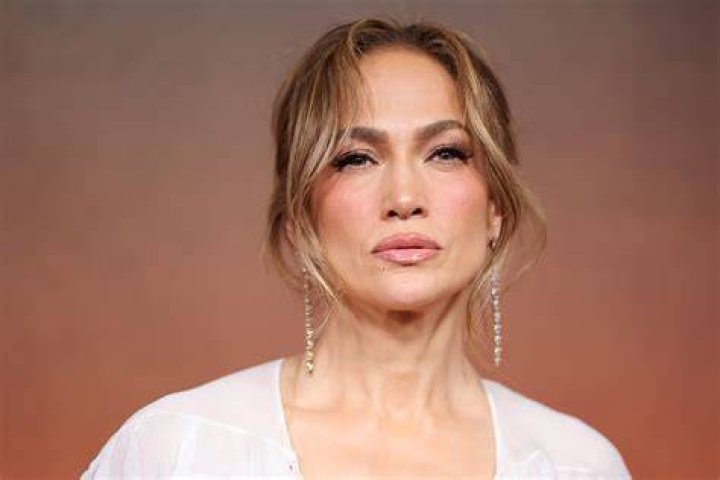 Who Is Jennifer Lopez's Dad? POPSUGAR Latina Photo 7