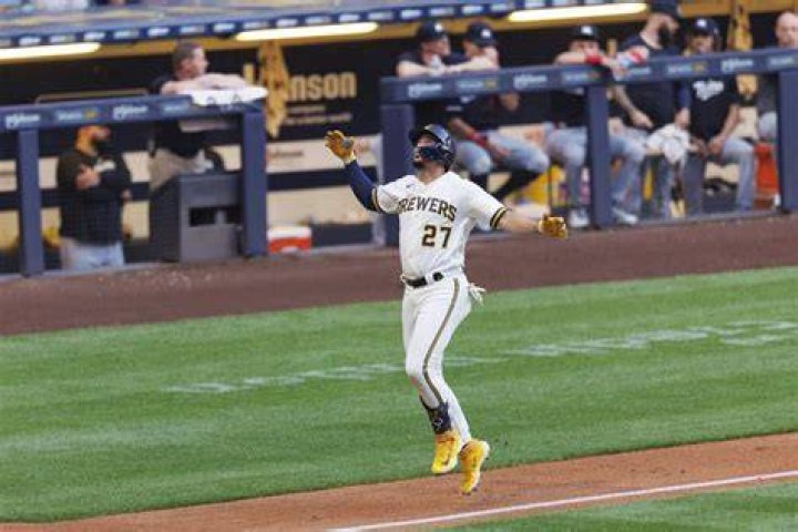 Willy Adames' bio wife, salary, parents, hometown, and net worth